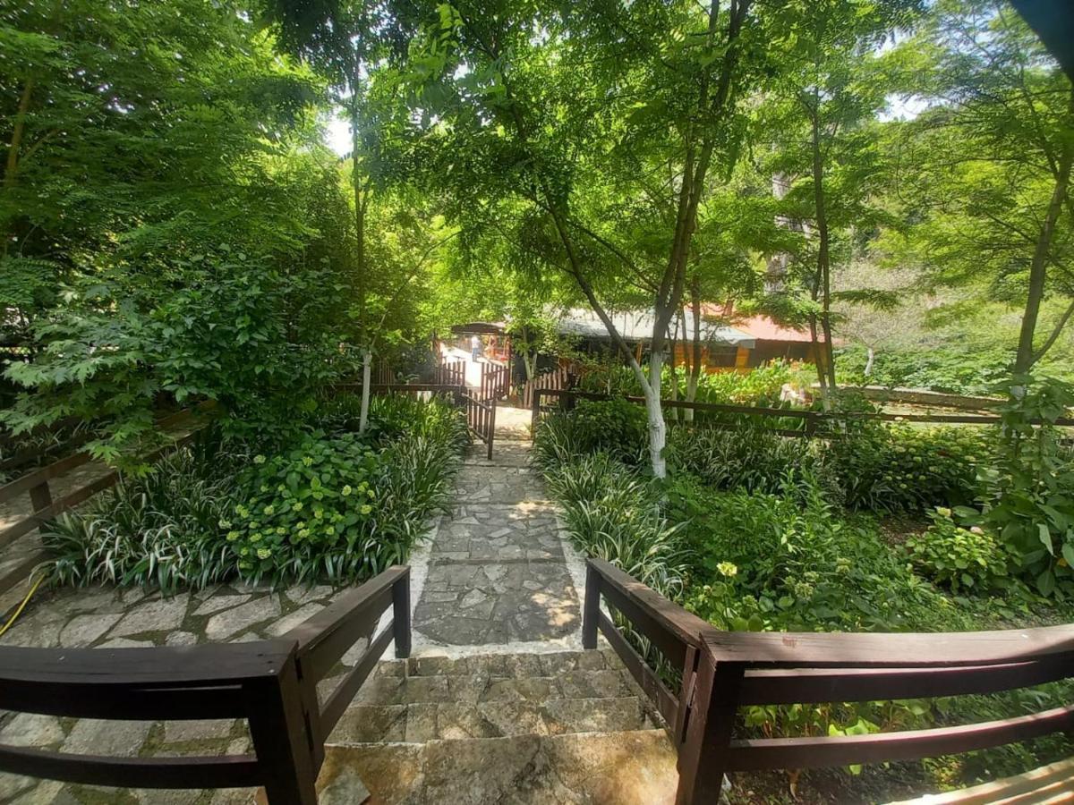 Villa Syri Kalter Саранде Екстериор снимка