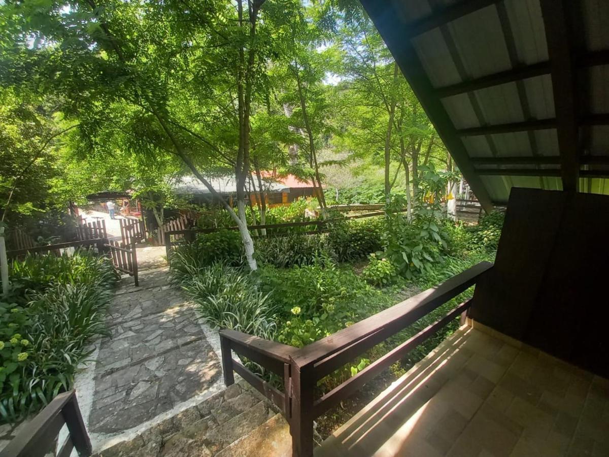Villa Syri Kalter Саранде Екстериор снимка