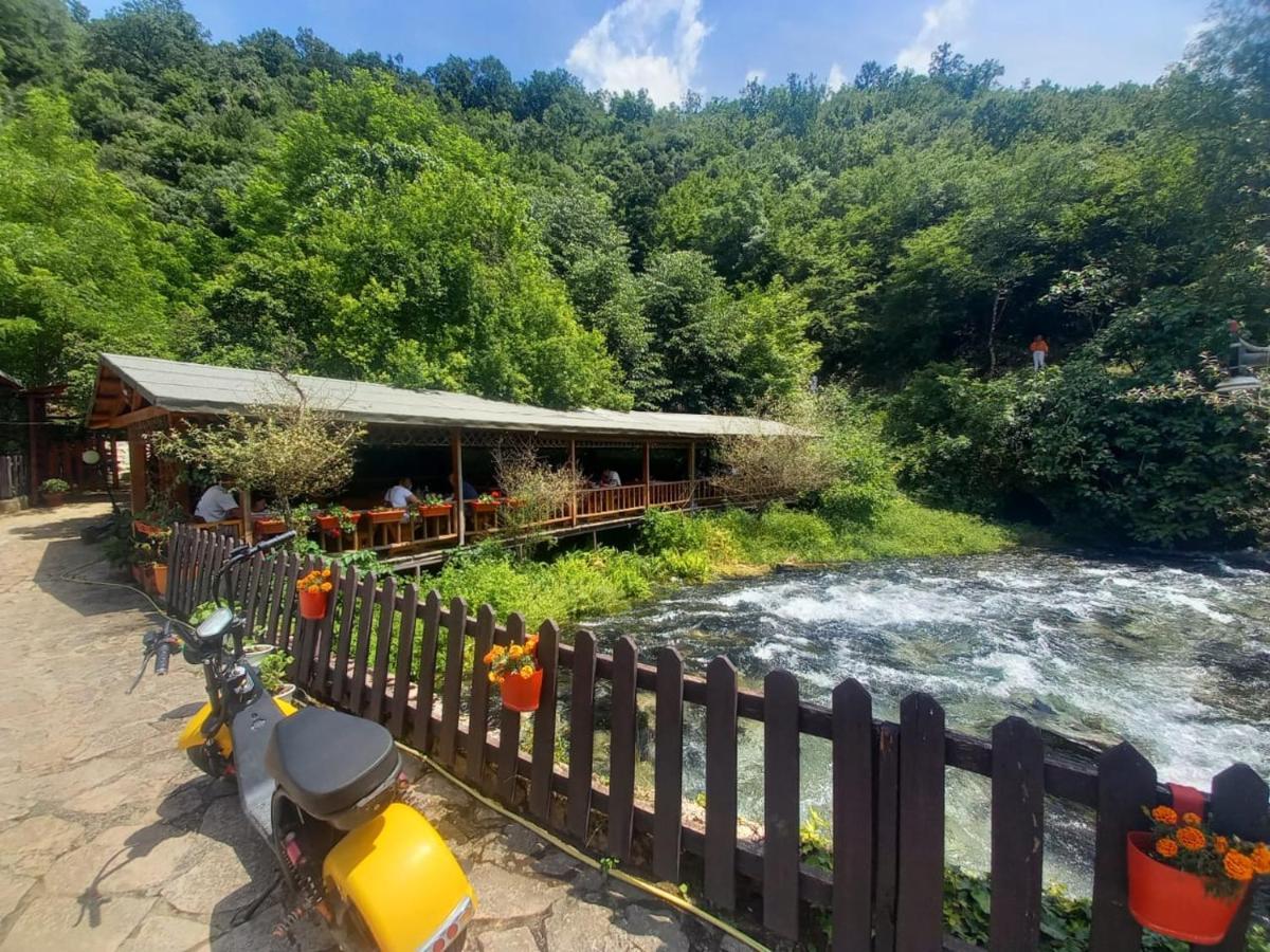 Villa Syri Kalter Саранде Екстериор снимка
