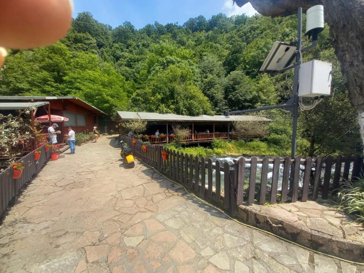 Villa Syri Kalter Саранде Екстериор снимка